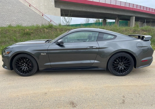 Ford Mustang cena 102900 przebieg: 115700, rok produkcji 2015 z Blachownia małe 154